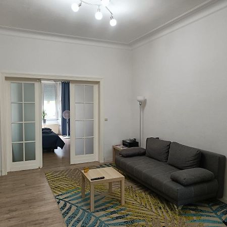 The Brussels-Laken Appartement Luaran gambar